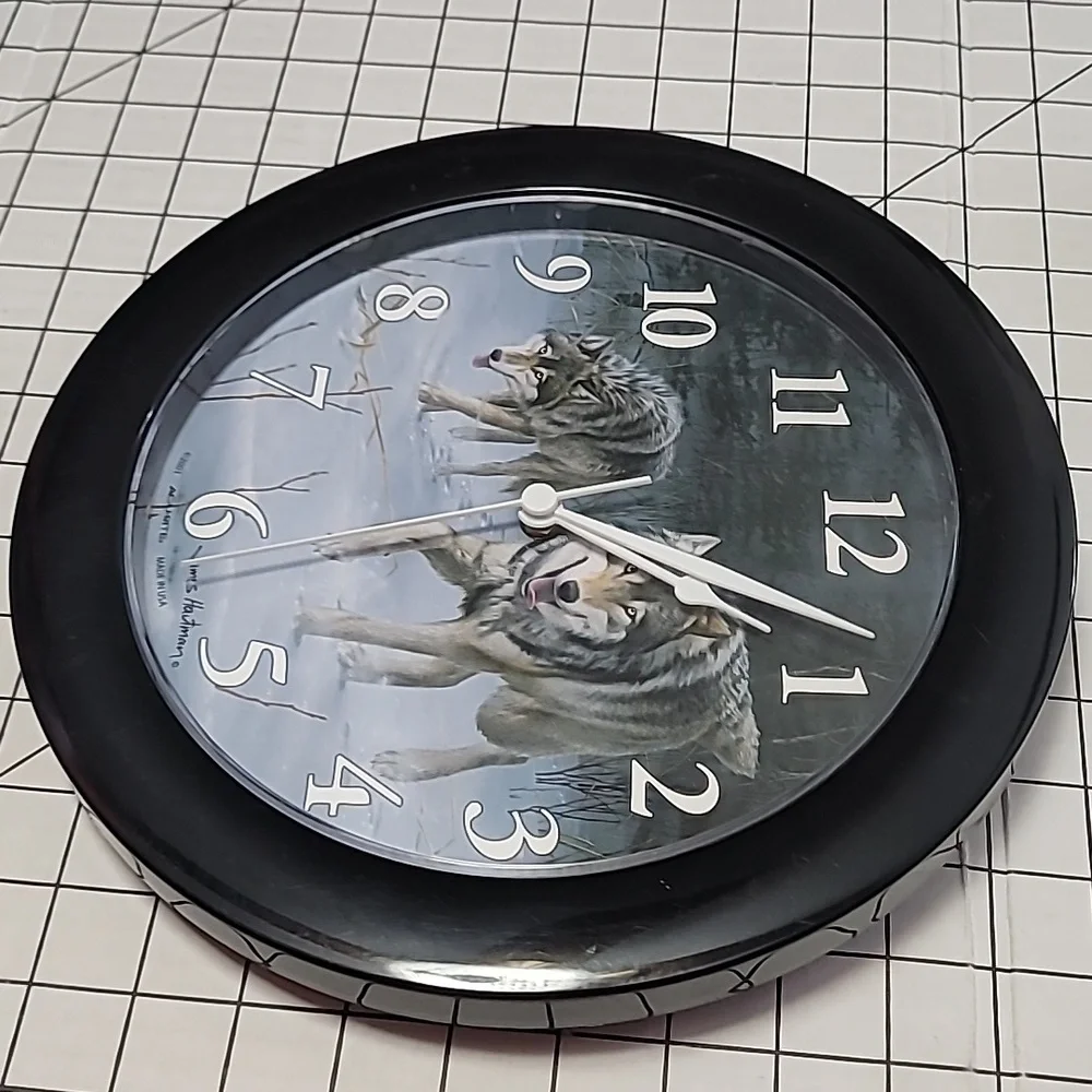 Wall Clock - On the‎ Move - James Hautman - Needs New Clock Module